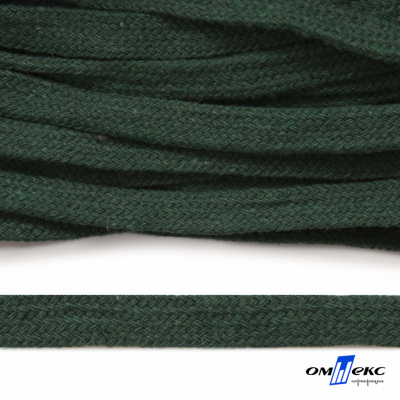 Шнур плетеный d-8 мм плоский, 70% хлопок 30% полиэстер, уп.85+/-1 м, цв.1016-т.зеленый - купить в Евпатории. Цена: 735 руб.